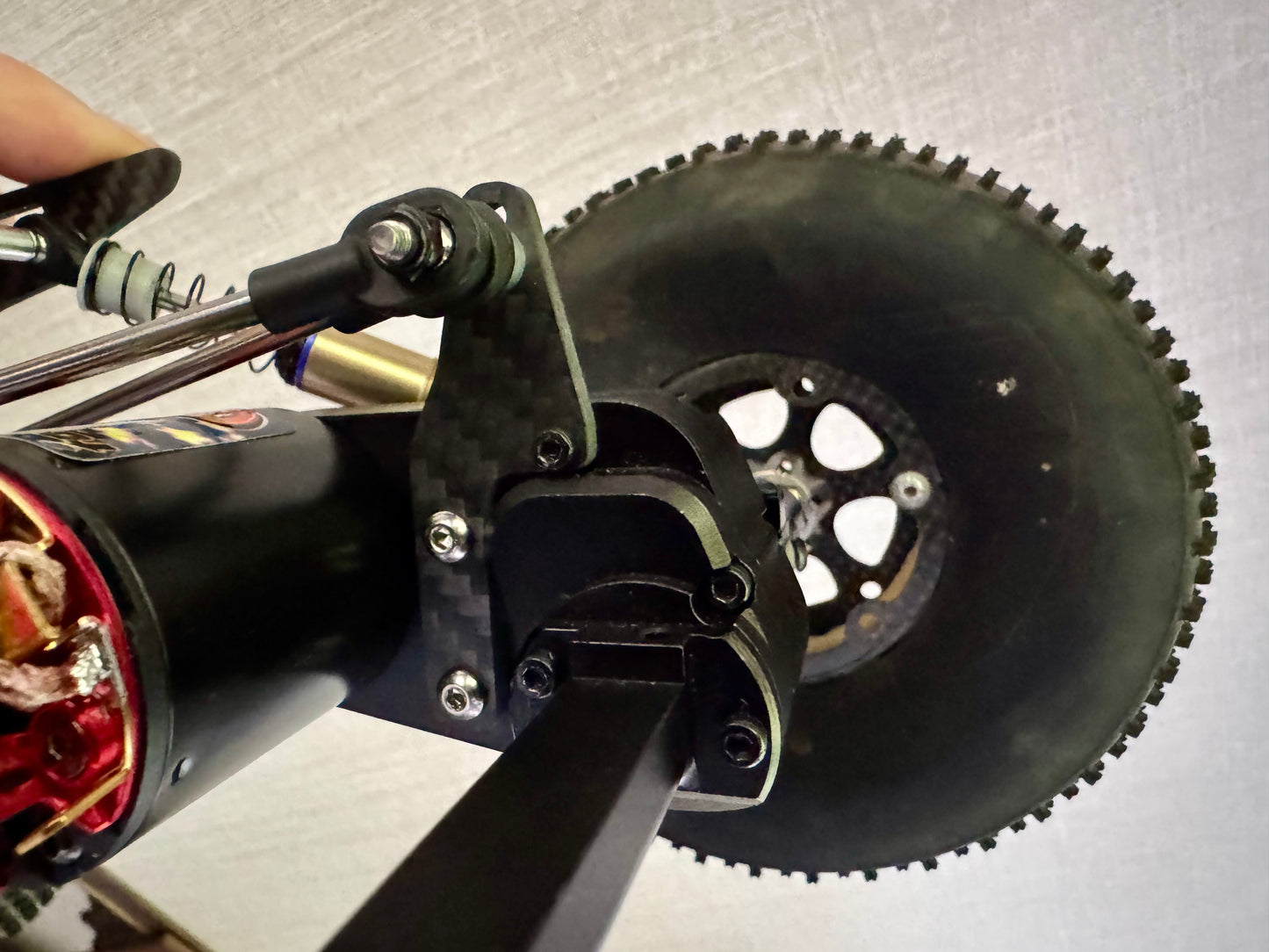 Bully 2 low profile upper link mount