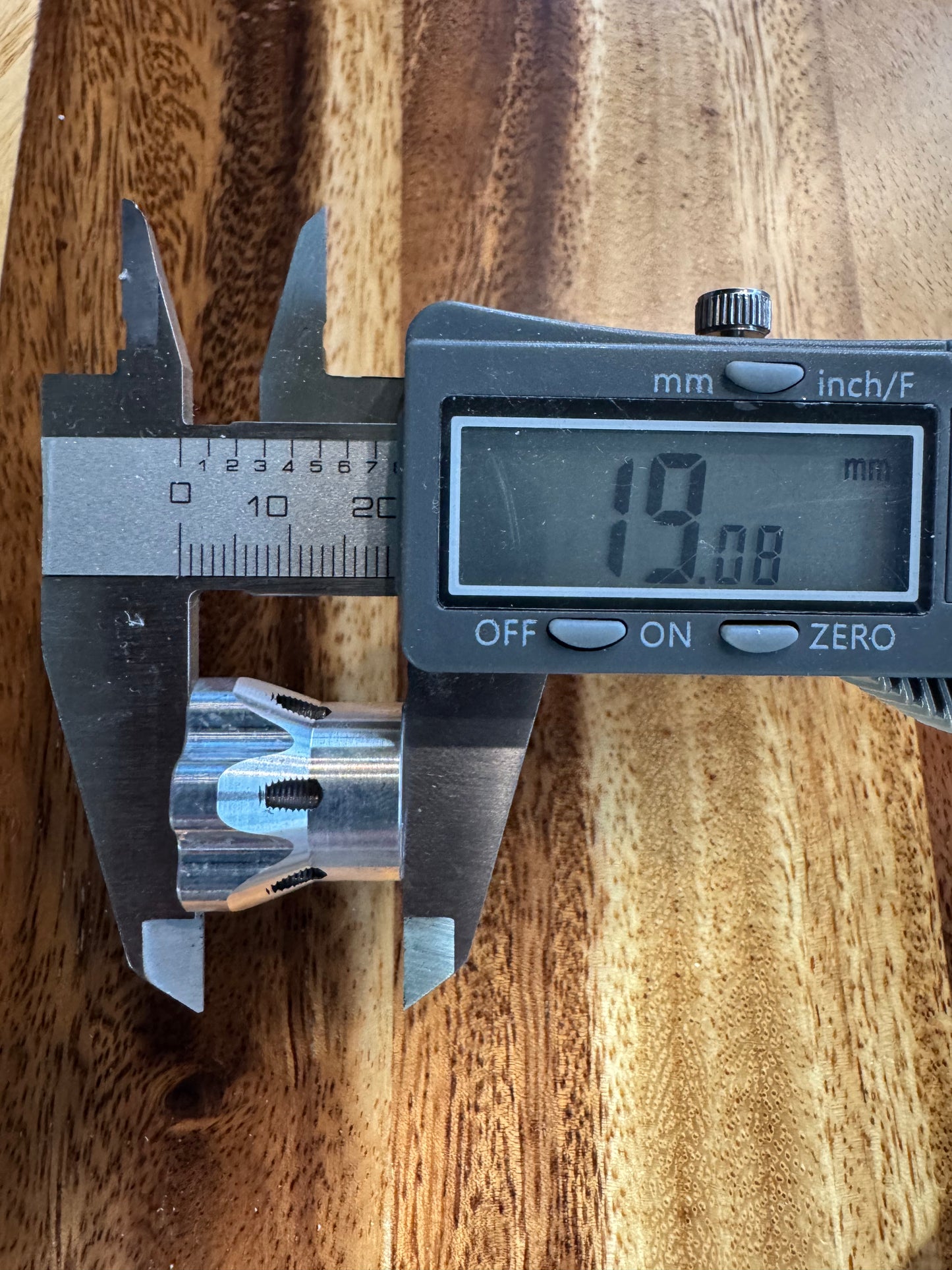 Magnesium Hubs