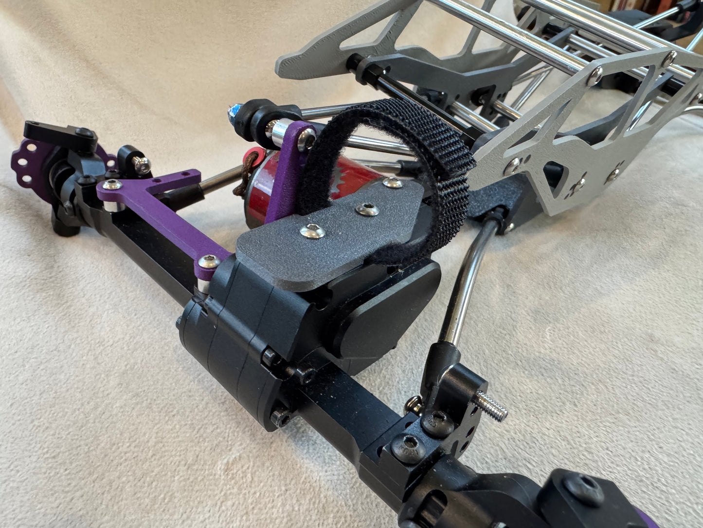 Battery mount