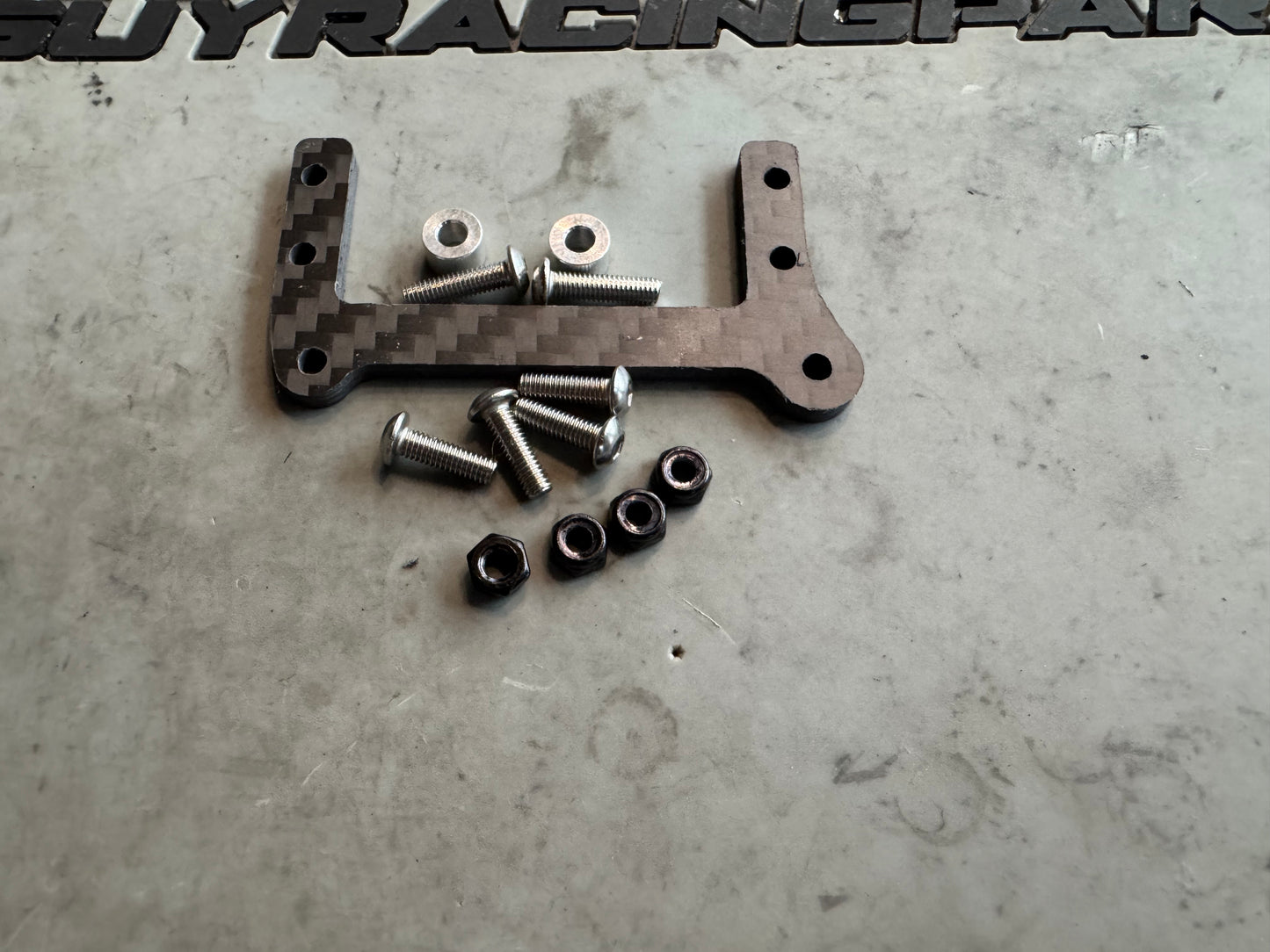 High clearance servo mount